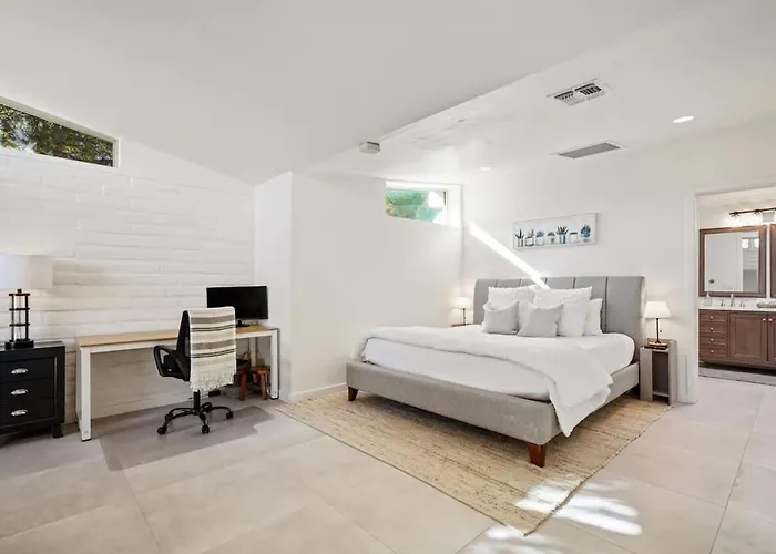 Holiday home Spacious Family Getaway-pet Friendly Tucson