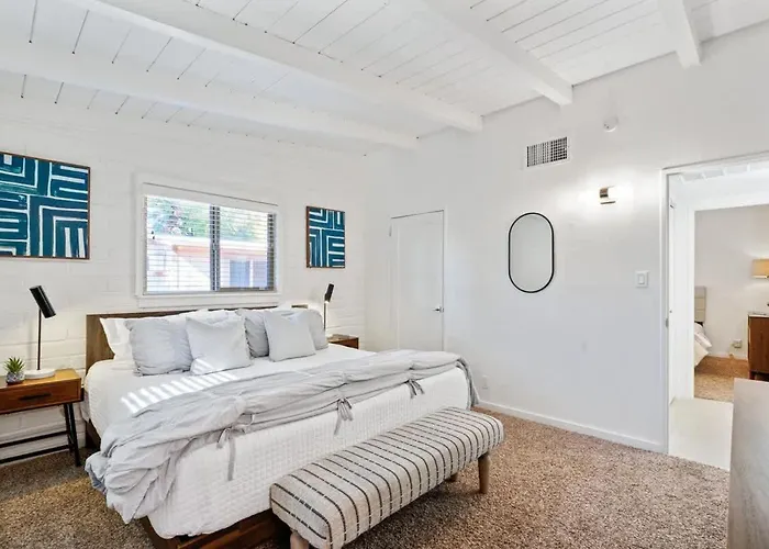 Holiday home Spacious Family Getaway-pet Friendly