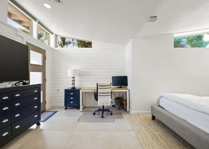 Spacious Family Getaway-pet Friendly Tucson