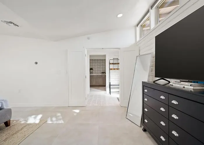 Holiday home Spacious Family Getaway-pet Friendly *